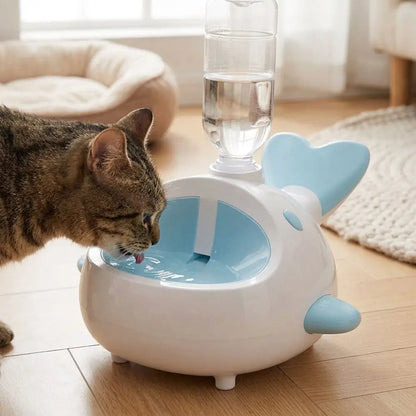 Wasserspender für Haustiere im Wal-Look 🐳💧