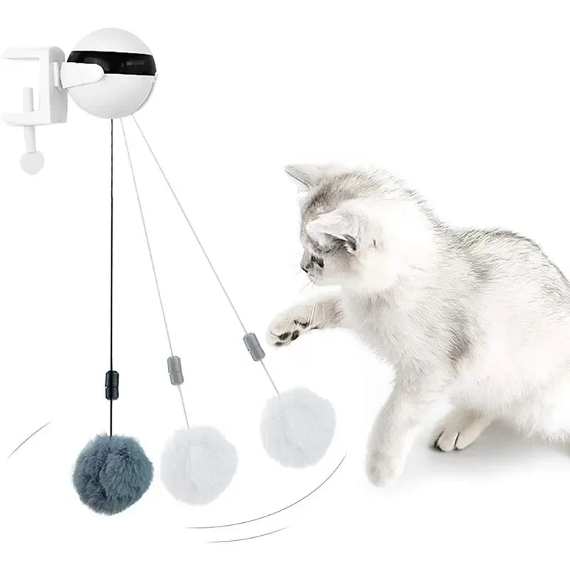 Interaktives Katzenspielzeug mit rotierendem Ball