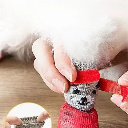 Warme Hundesocken für Pfotenschutz