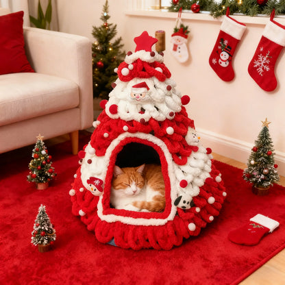 Katzenhöhle im Weihnachtsbaum-Look & Kuschelbett